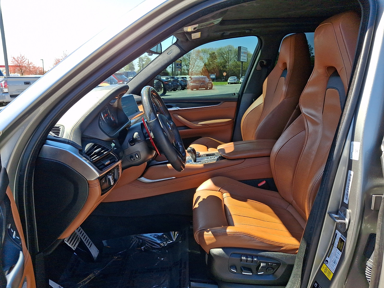 Used 2017 BMW X5 M image 14