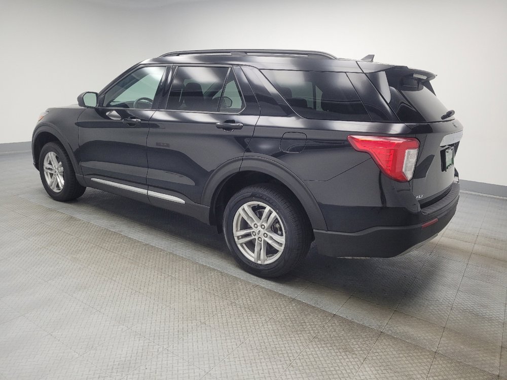 Used 2021 Ford Explorer XLT w/ Equipment Group 202A image 3