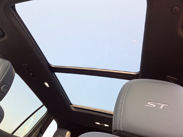 New 2026 Buick Enclave Sport Touring w/ Power Package FWD image 3