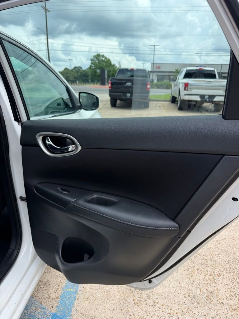 Used 2017 Nissan Sentra SV FWD image 21