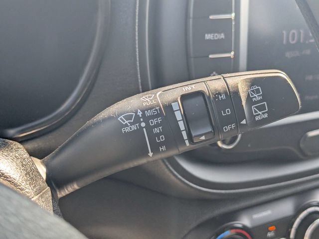 Used 2023 Kia Soul LX FWD image 22