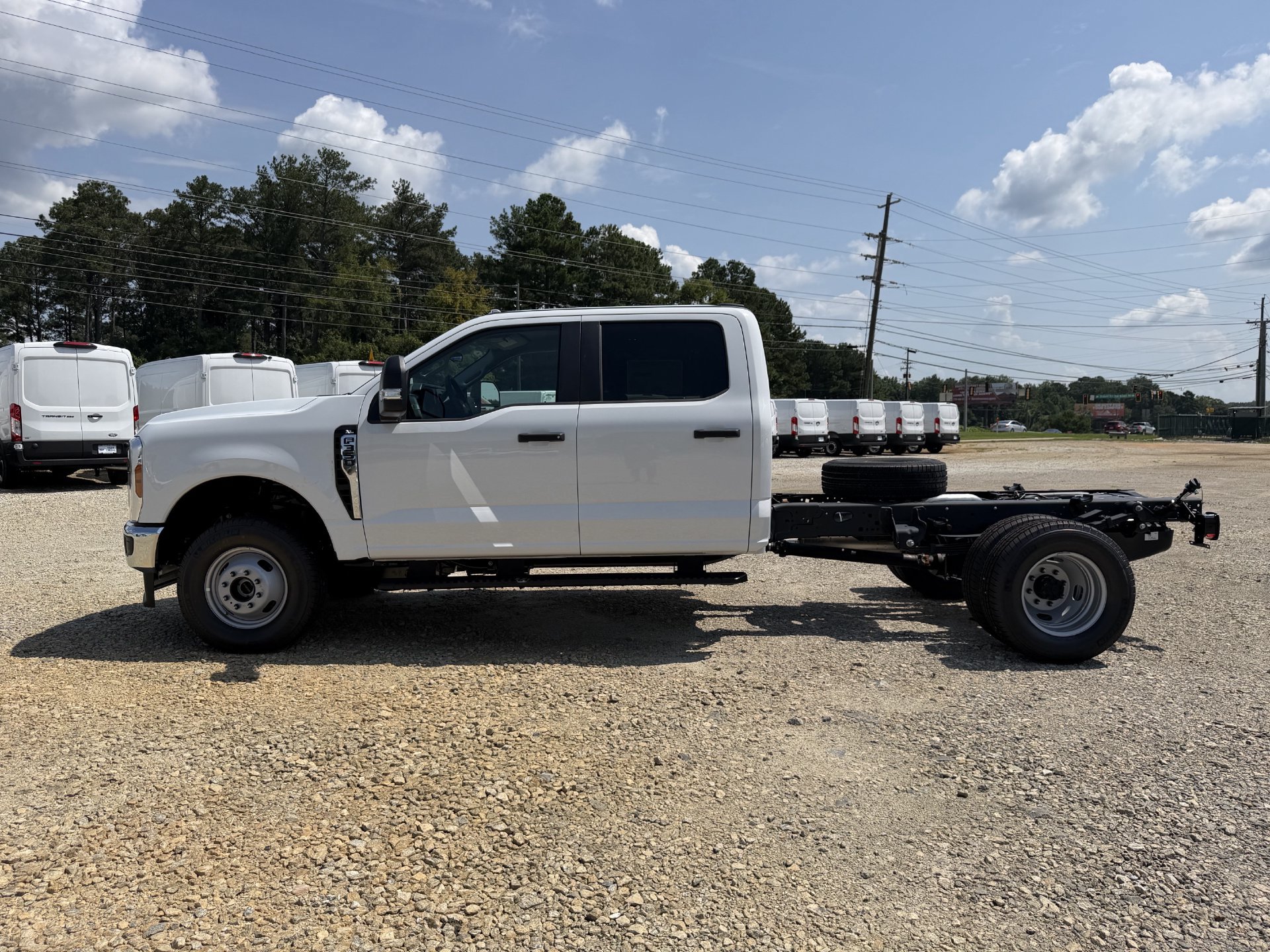 New 2026 Ford F350 XL w/ XL Chrome Package AWD/4WD image 22