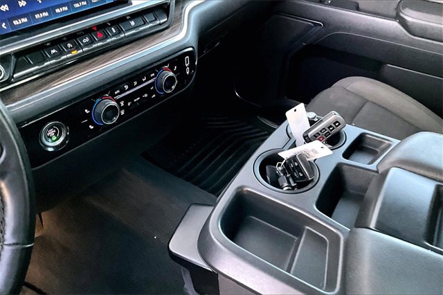 Used 2023 Chevrolet Silverado 1500 LT image 19