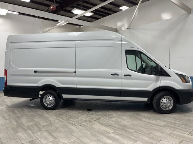 Used 2024 Ford Transit 250 148 High Roof Extended AWD w/ Load Area Protection Package image 2
