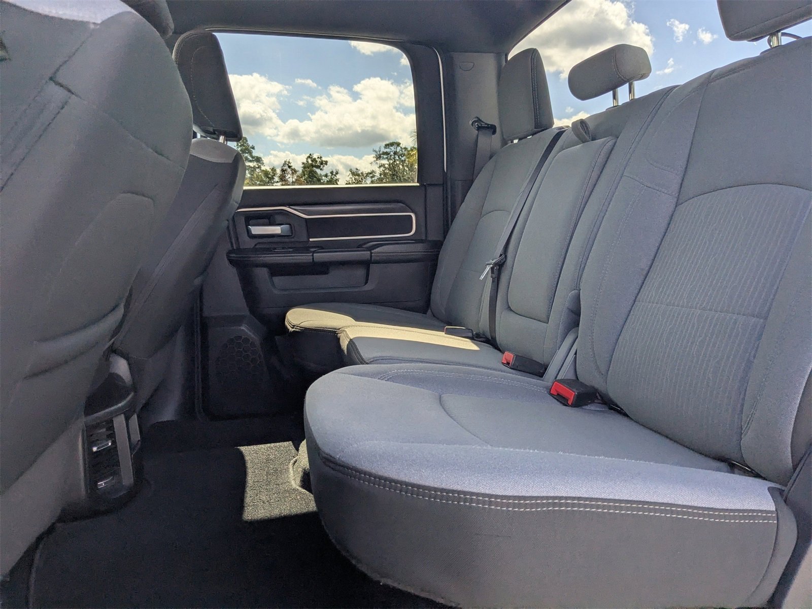 Used 2024 RAM 2500 Big Horn image 13