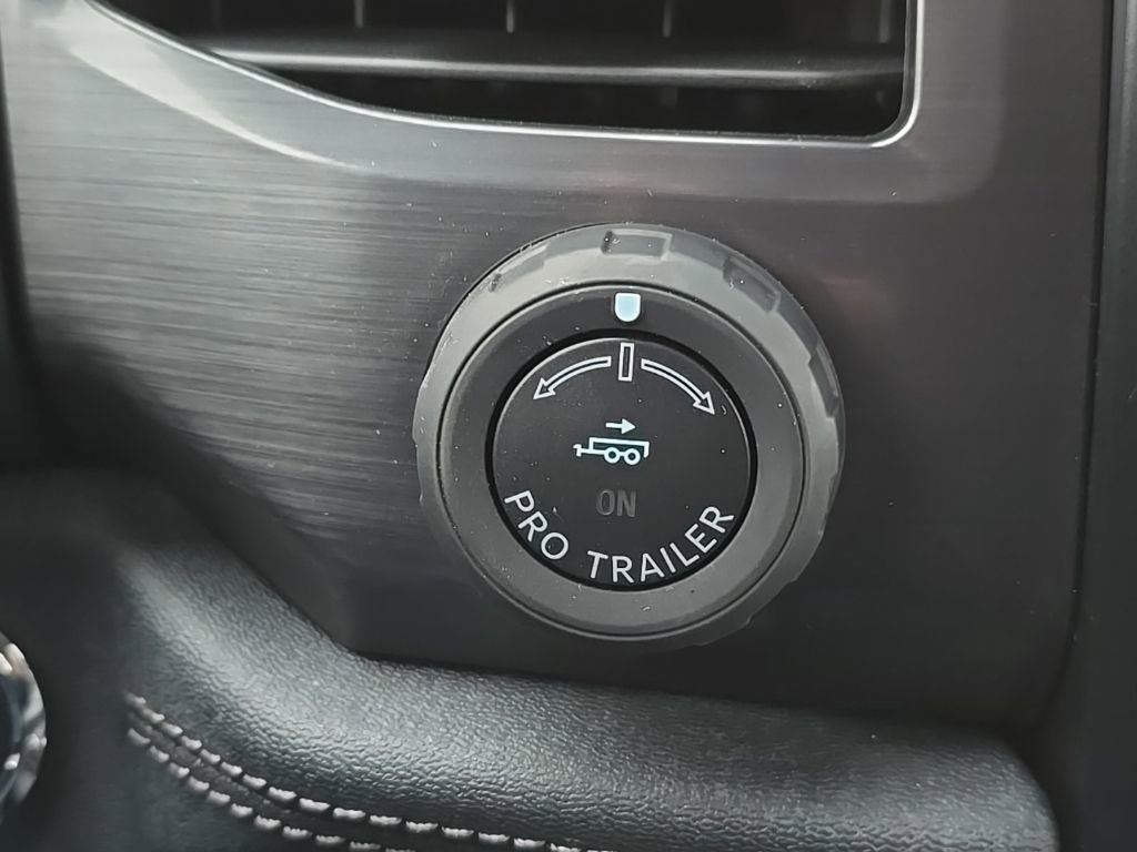 New 2025 Ford F150 Lightning Flash AWD/4WD image 27