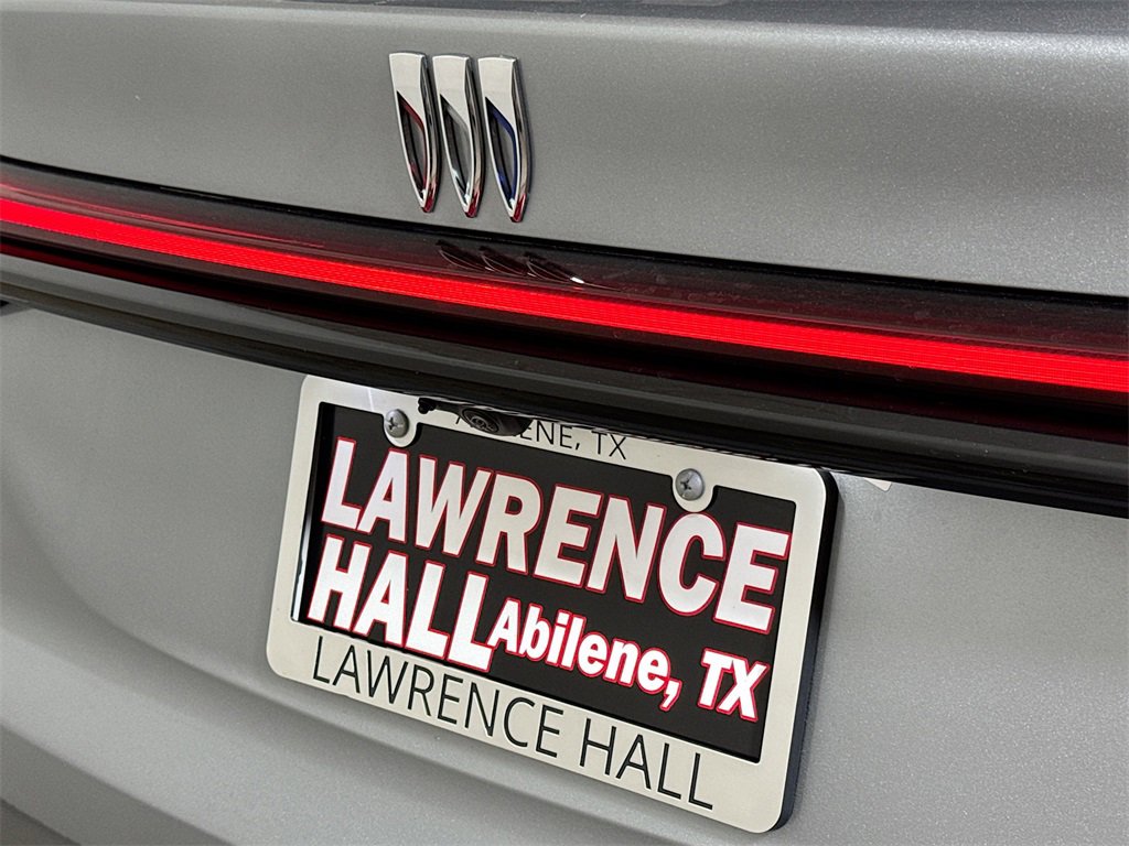 New 2026 Buick Enclave Sport Touring w/ Power Package image 18