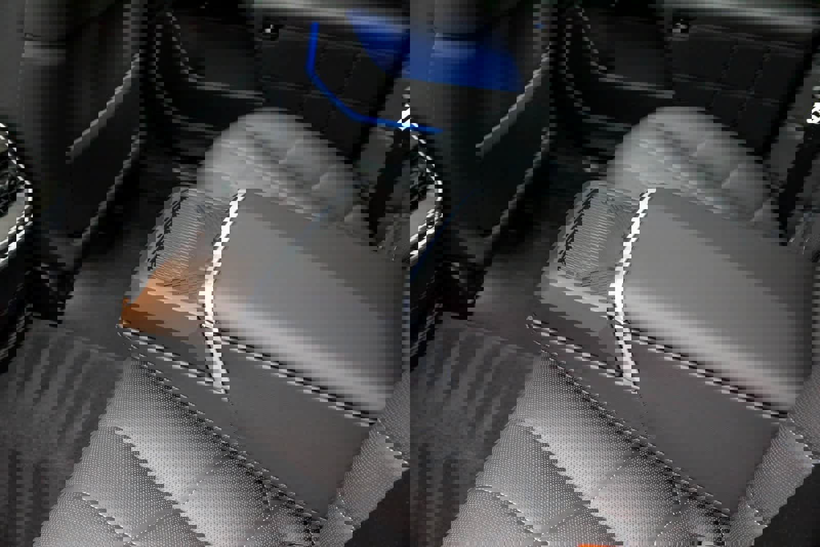 Used 2024 BMW 760i xDrive w/ Executive Package image 44