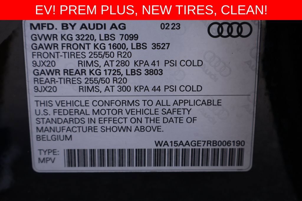 Used 2024 Audi Q8 e-tron Premium Plus w/ Premium Plus Package AWD/4WD image 27