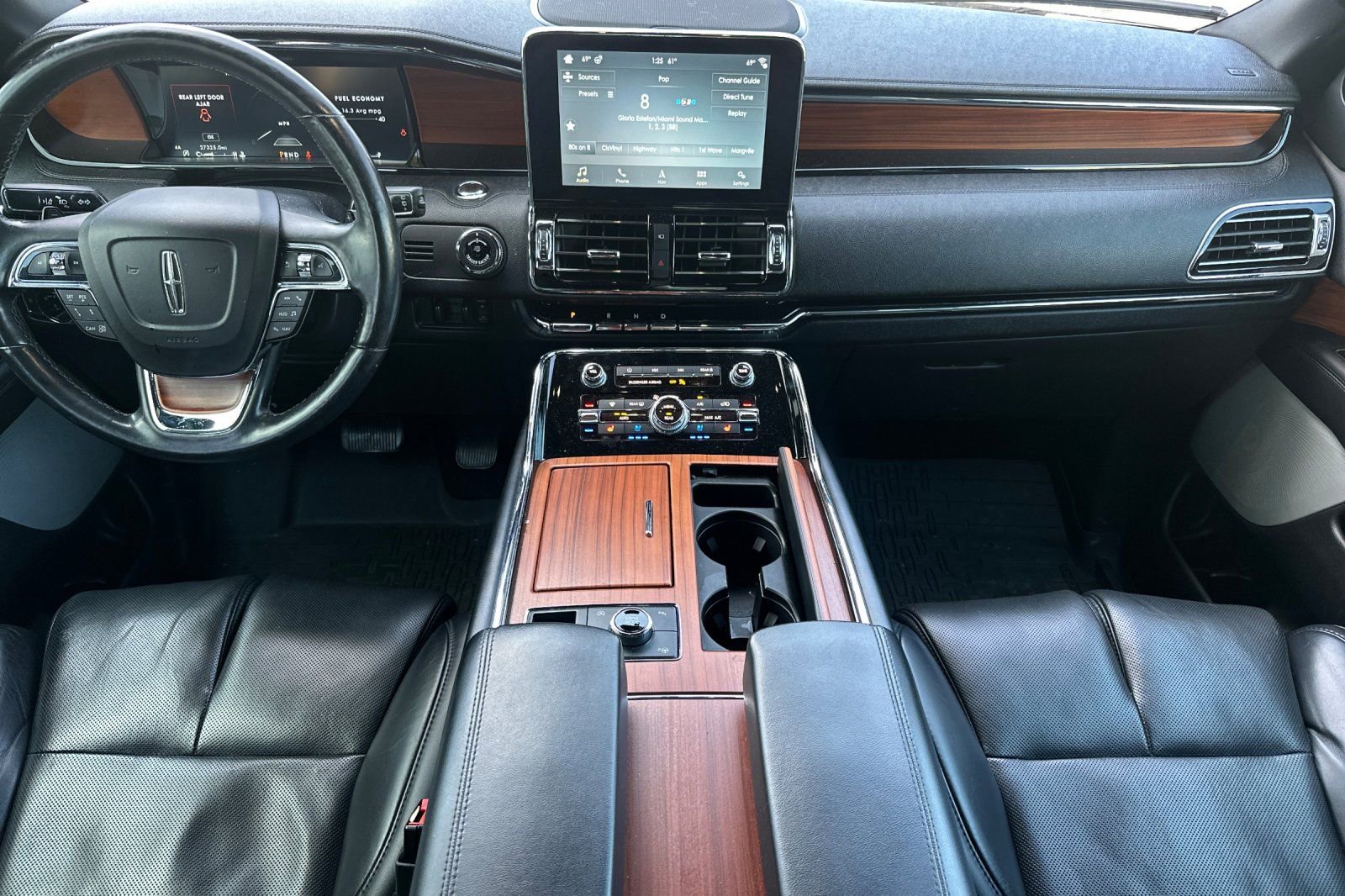 Used 2019 Lincoln Navigator L Reserve image 15