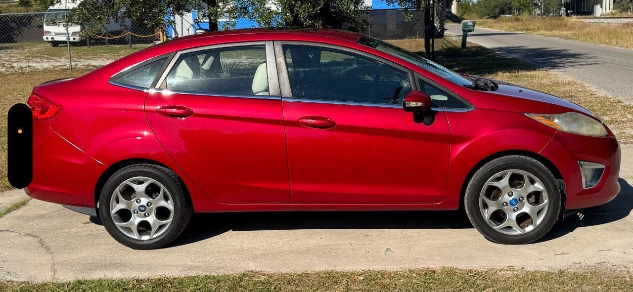 Used 2012 Ford Fiesta SEL image 7