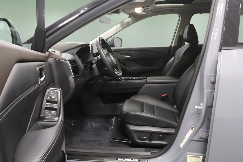 Used 2023 Nissan Rogue SL w/ SL Premium Package AWD/4WD image 11