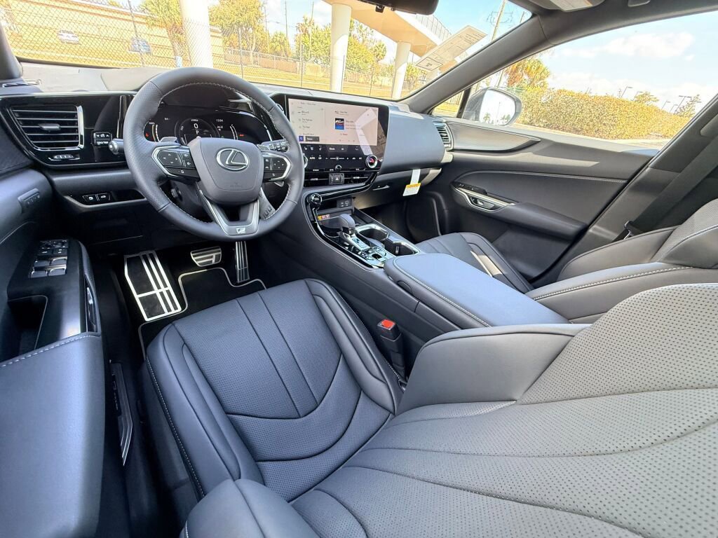 New 2026 Lexus NX 450h+ F Sport image 17