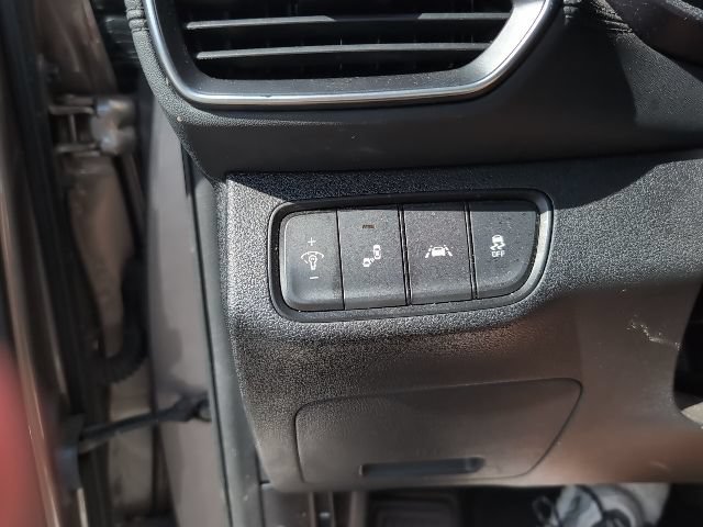 Used 2019 Hyundai Santa Fe SE FWD image 21