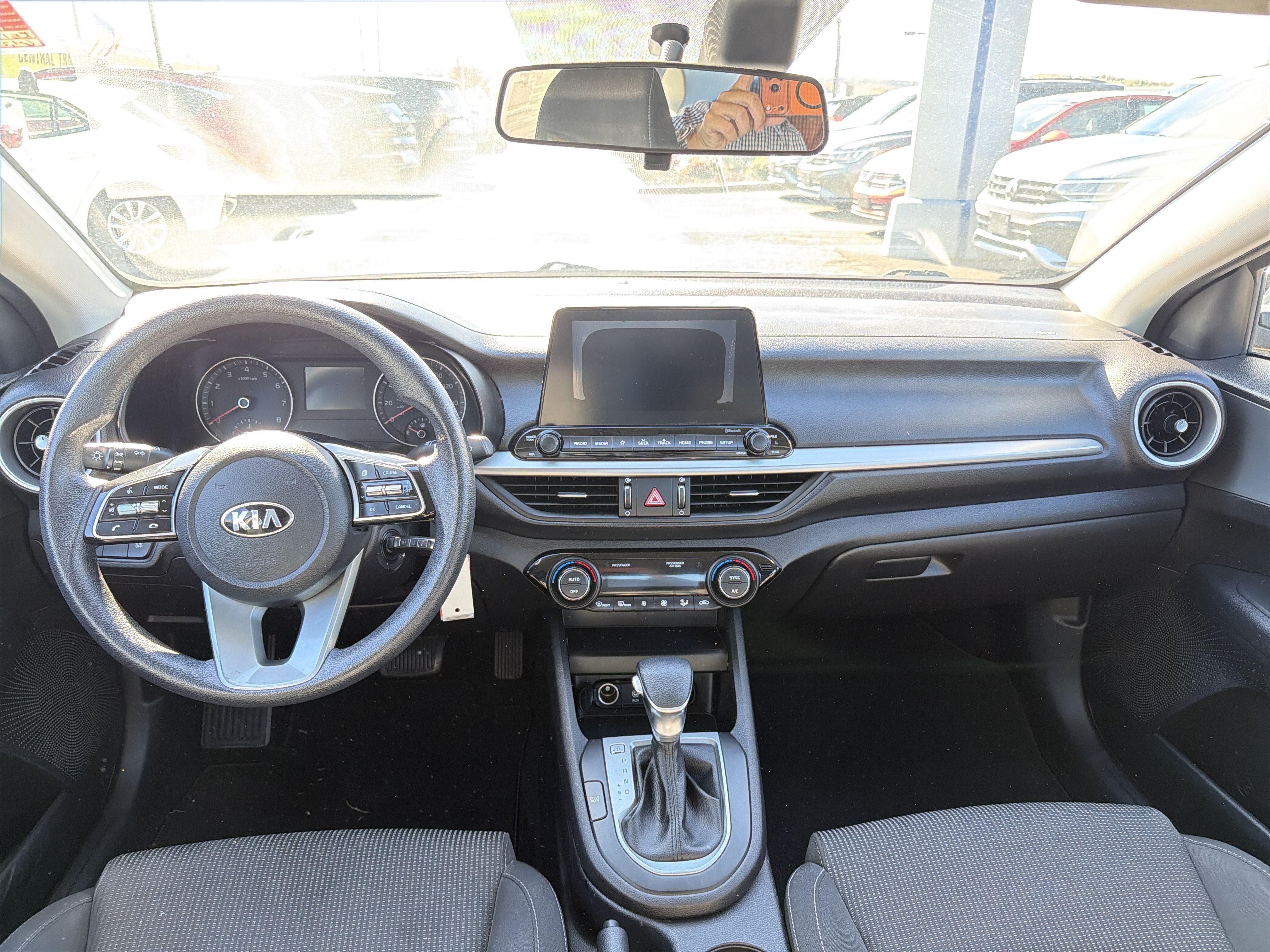 Used 2019 Kia Forte LXS FWD image 10