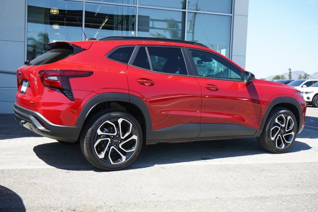New 2026 Chevrolet Trax RS w/ Driver Confidence Package FWD image 9