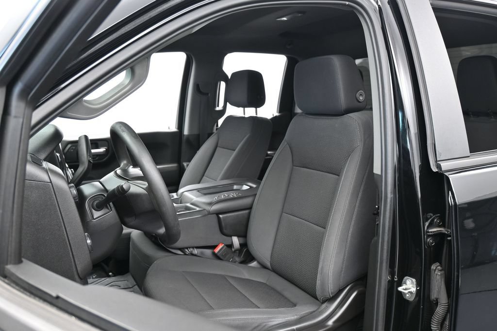 Used 2020 Chevrolet Silverado 1500 Custom Trail Boss w/ Custom Convenience Package AWD/4WD image 10