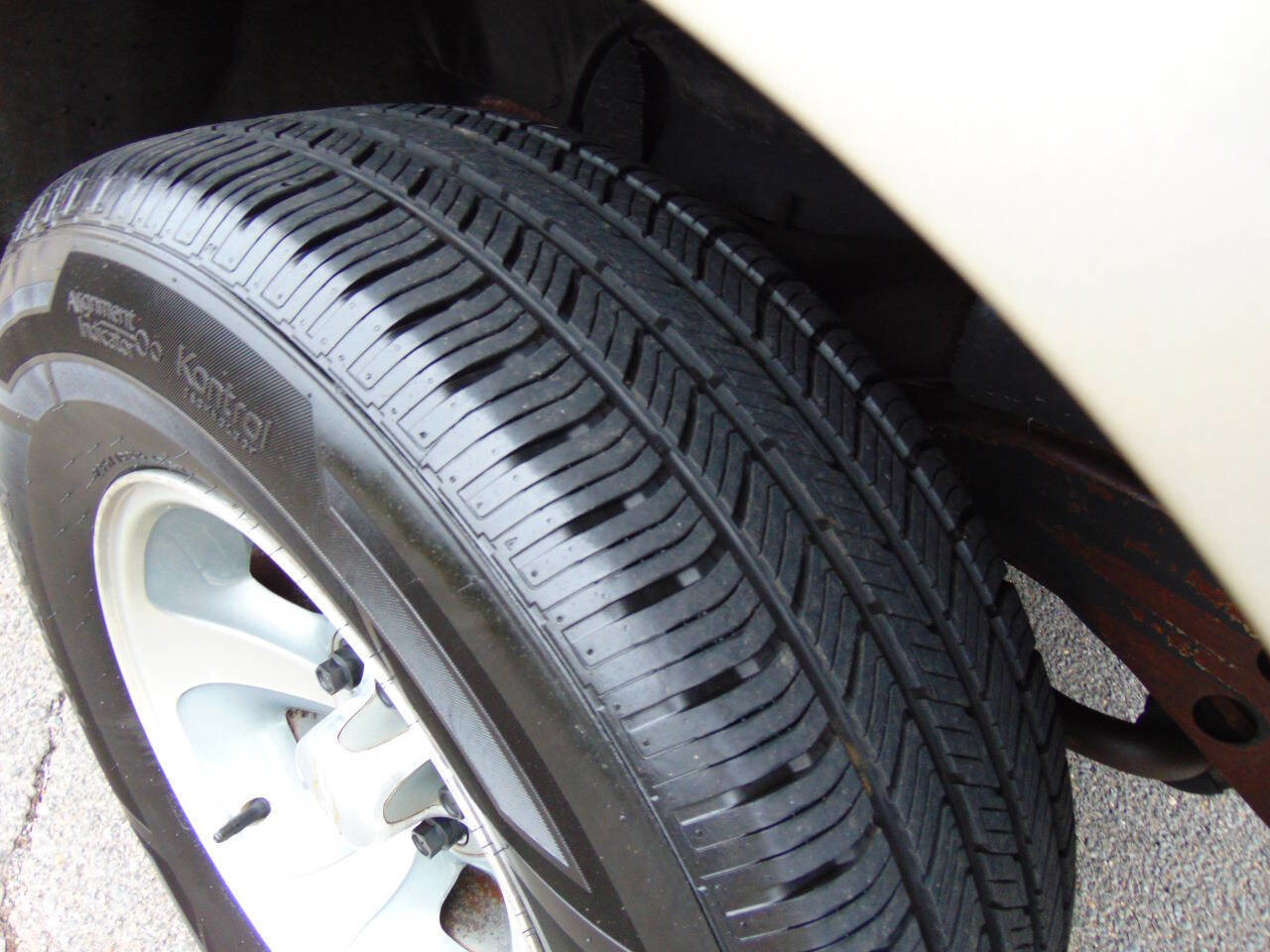 Used 2002 Chevrolet Blazer LS w/ Preferred Equipment Group image 49