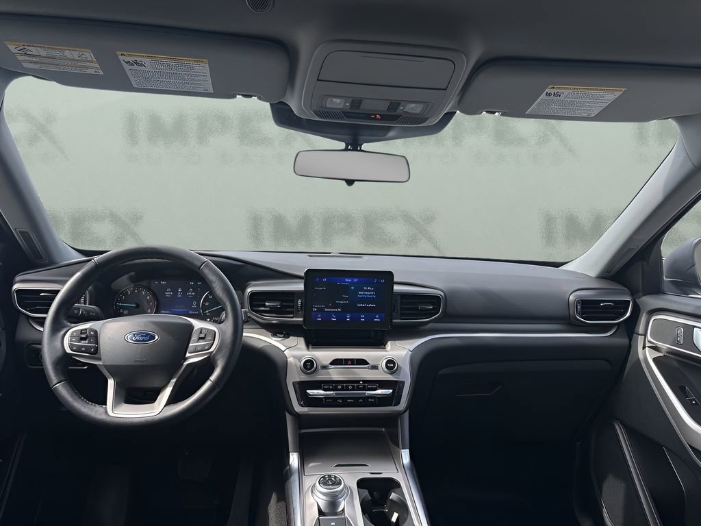 Used 2022 Ford Explorer XLT w/ Equipment Group 202A image 13