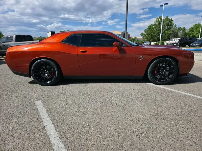 Used 2023 Dodge Challenger SRT Hellcat w/ Driver Convenience Group RWD image 7