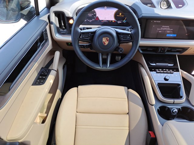 New 2025 Porsche Cayenne GTS image 17