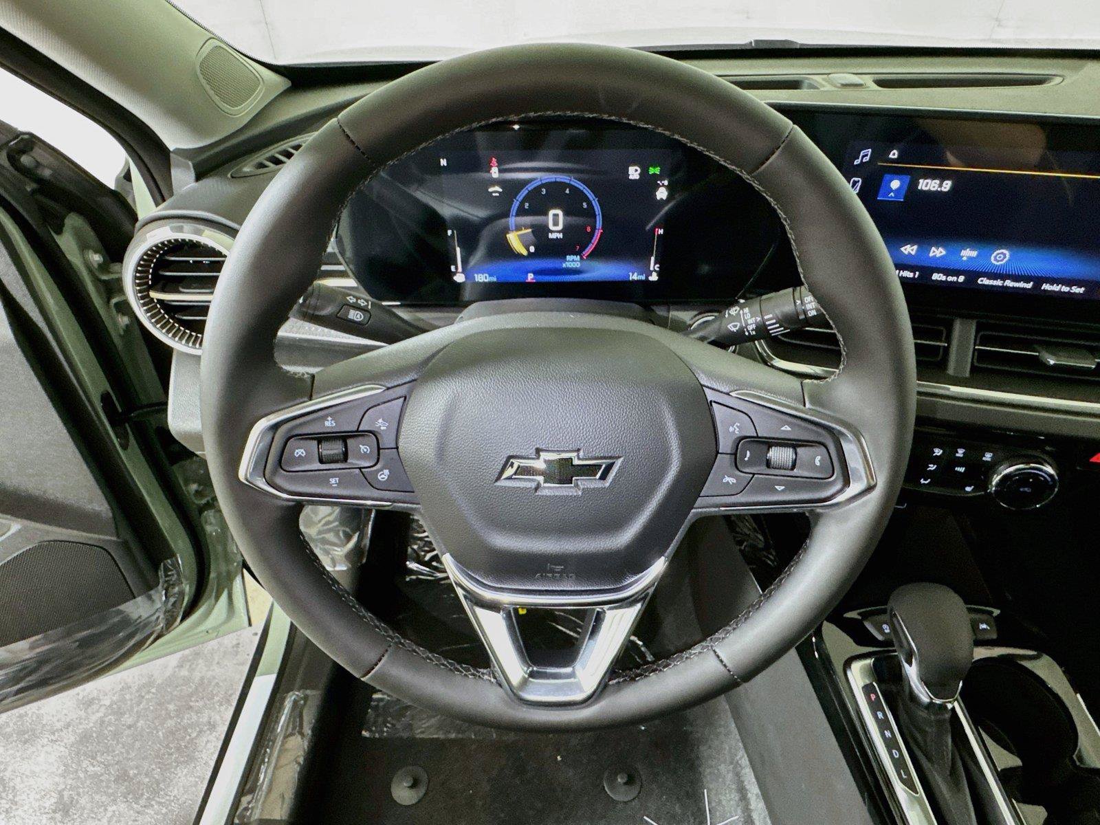 New 2026 Chevrolet Trax ACTIV w/ Driver Confidence Package FWD image 6