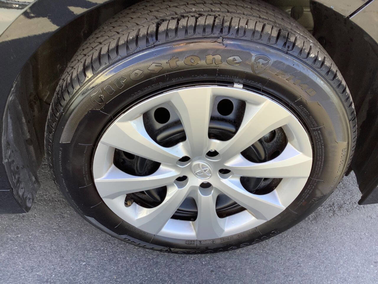 Used 2024 Toyota Corolla LE image 20