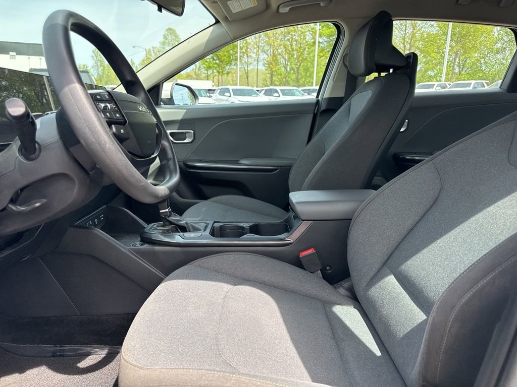 Used 2025 Kia K4 FWD image 9