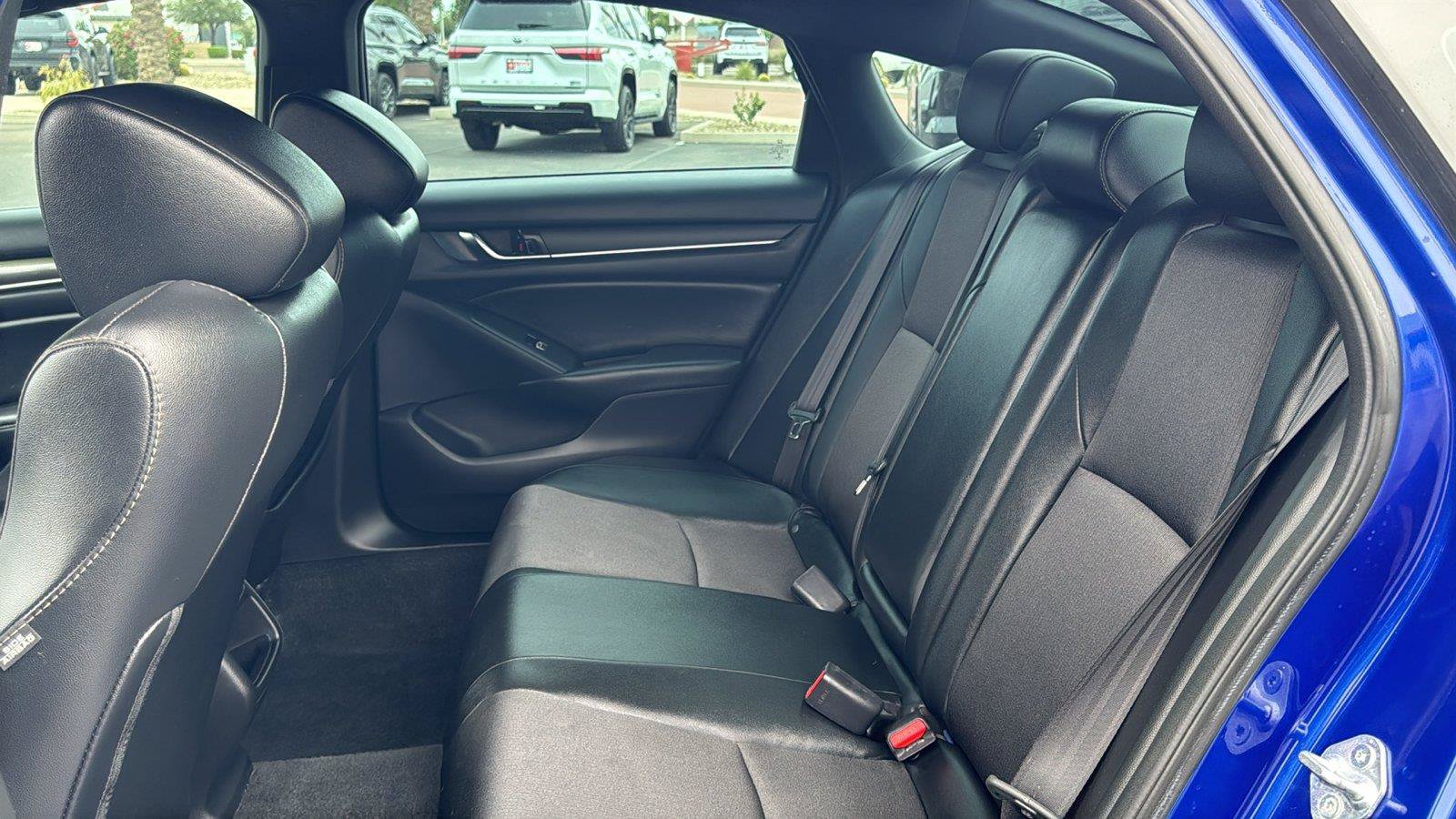 Used 2021 Honda Accord Sport image 29