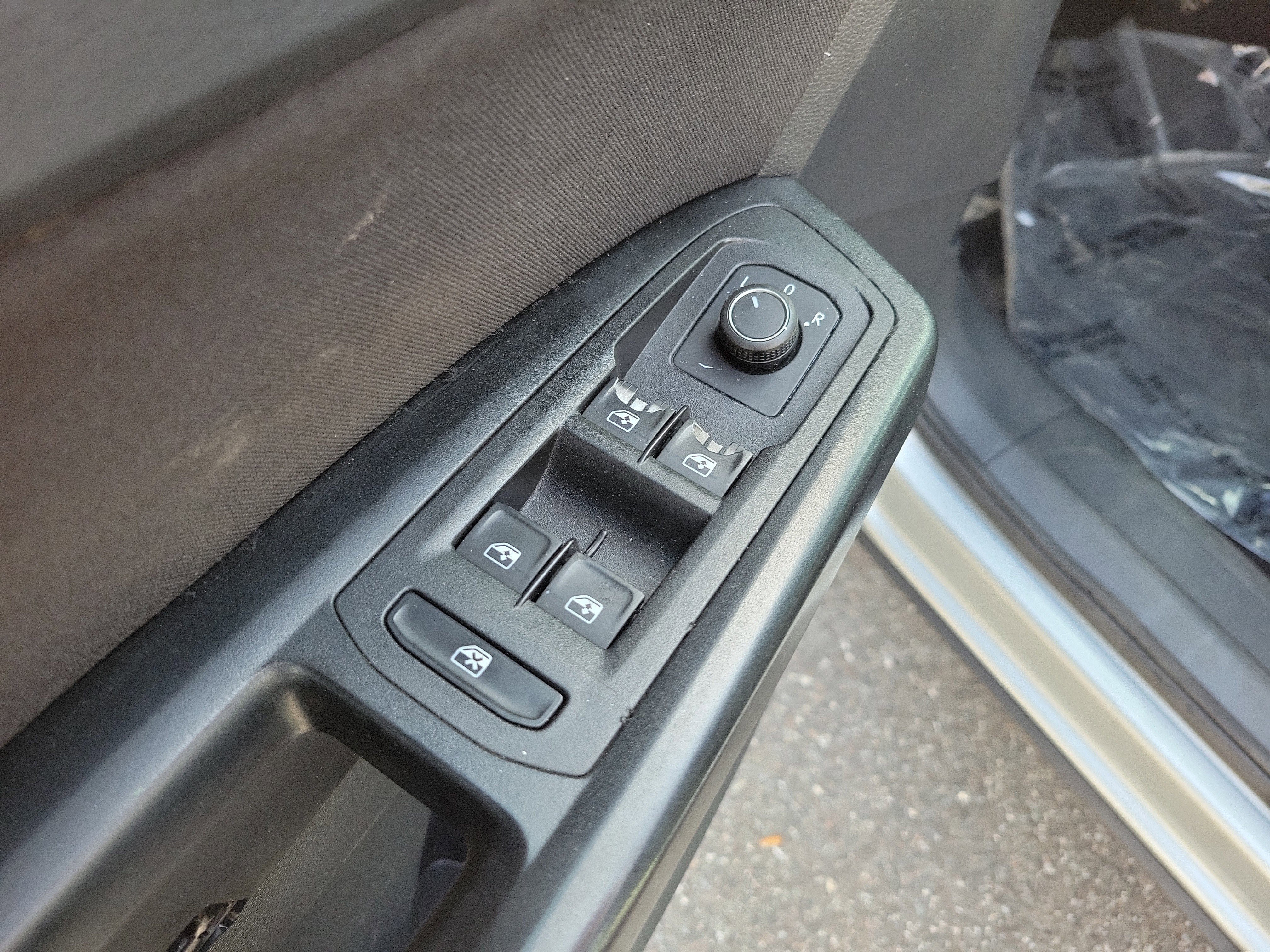 Used 2018 Volkswagen Atlas S image 20