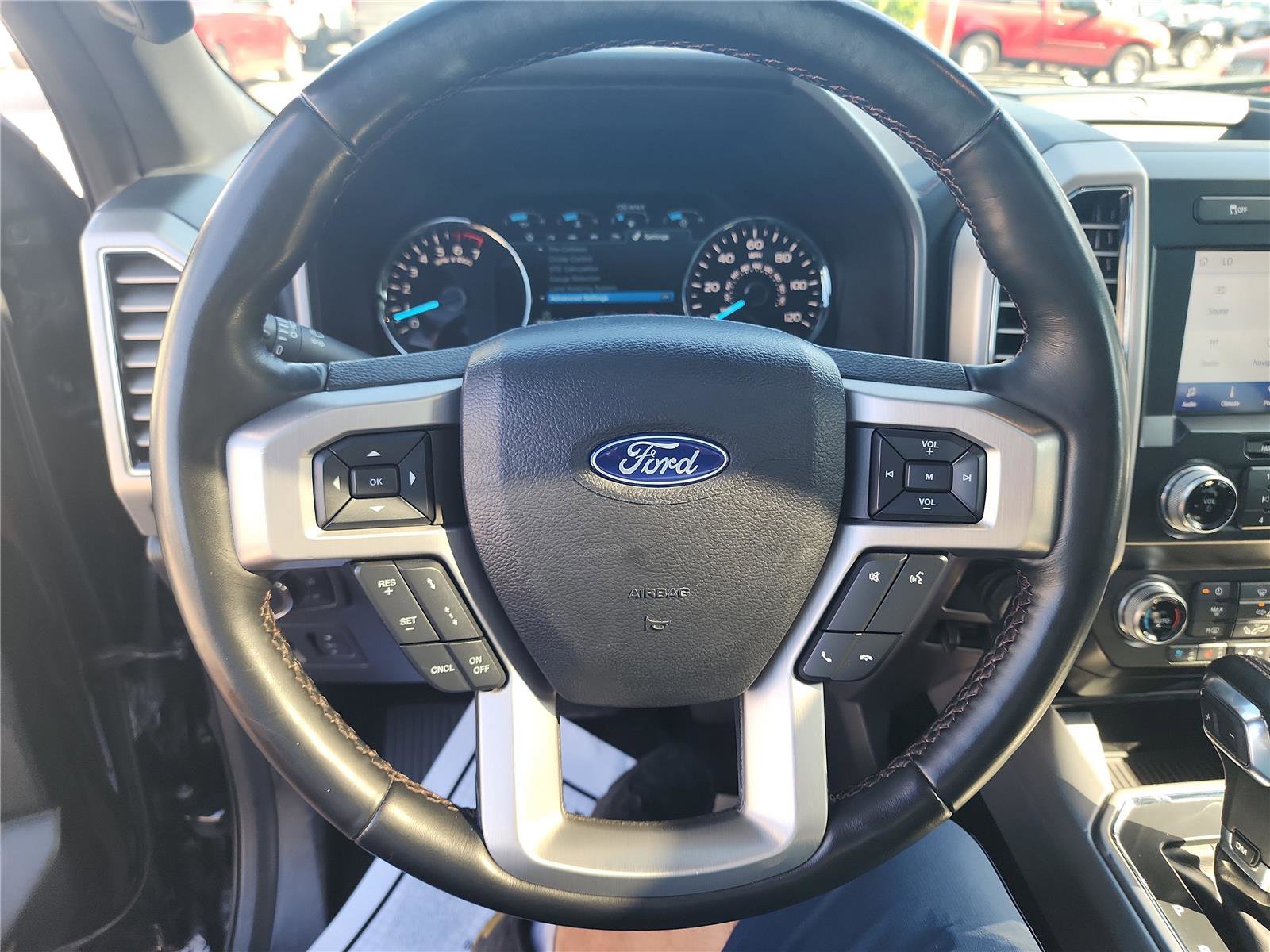 Certified 2020 Ford F150 Platinum w/ Equipment Group 701A Luxury image 30