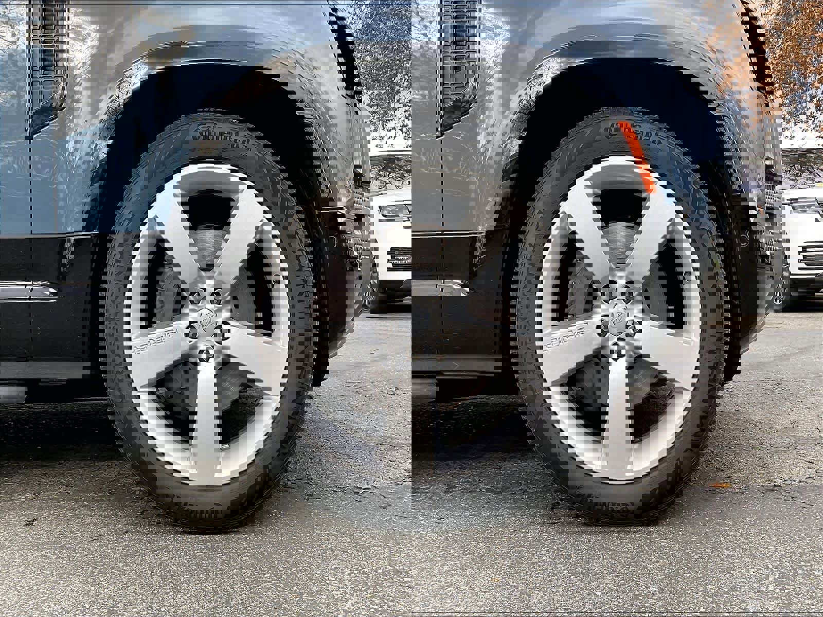 Used 2022 Land Rover Defender 110 X-Dynamic SE image 11