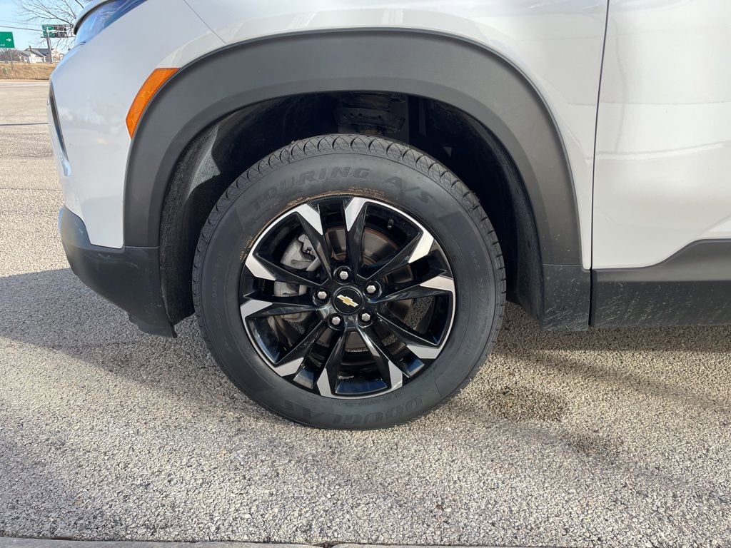 Used 2023 Chevrolet TrailBlazer LT w/ Convenience Package AWD/4WD image 15