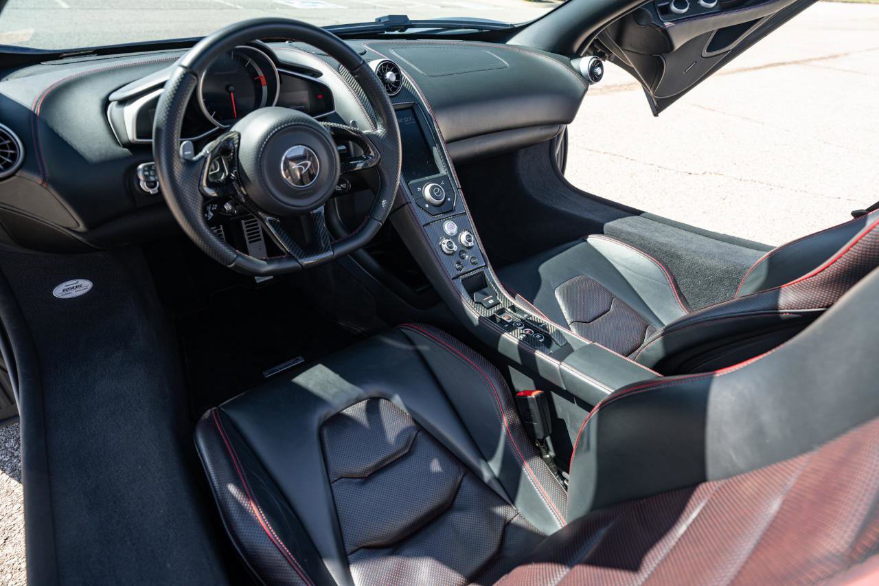 Used 2016 McLaren 650S Spider image 49