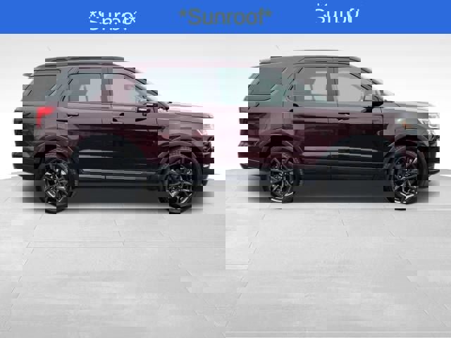 Certified 2018 Ford Explorer XLT w/ Equipment Group 202A image 2