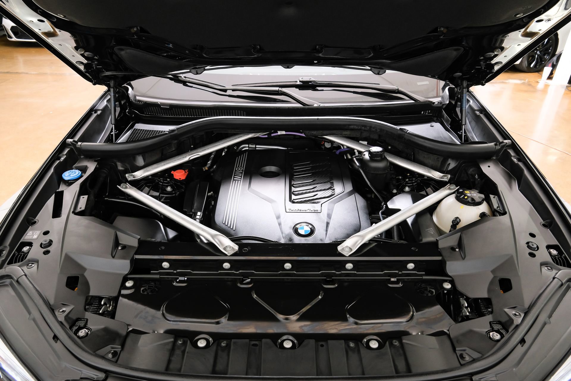 Used 2023 BMW X5 sDrive40i w/ Executive Package image 59