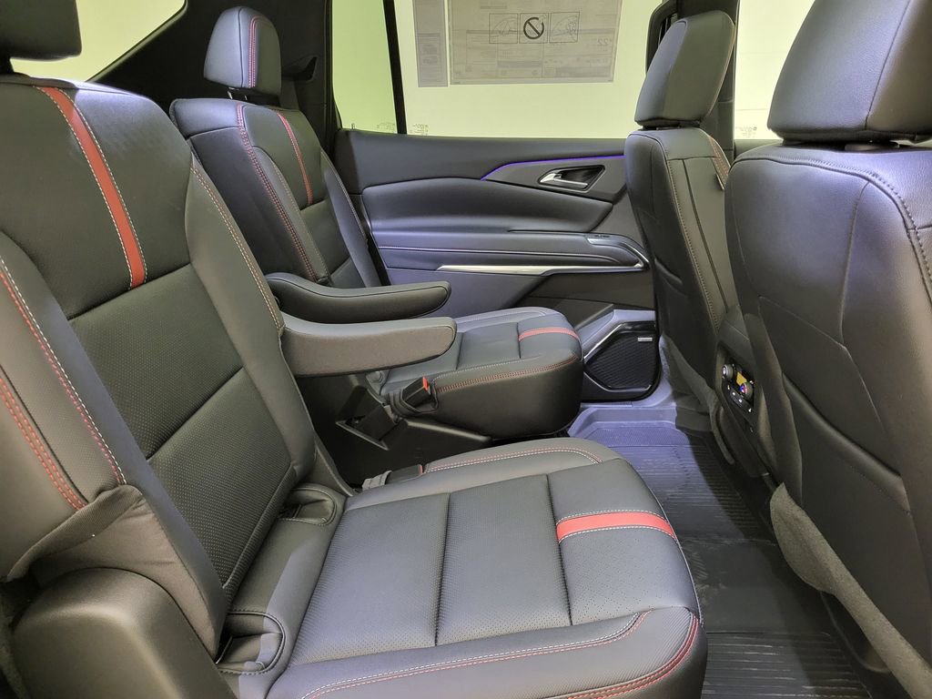 New 2026 Chevrolet Traverse RS w/ LPO, Floor Liner Package image 47