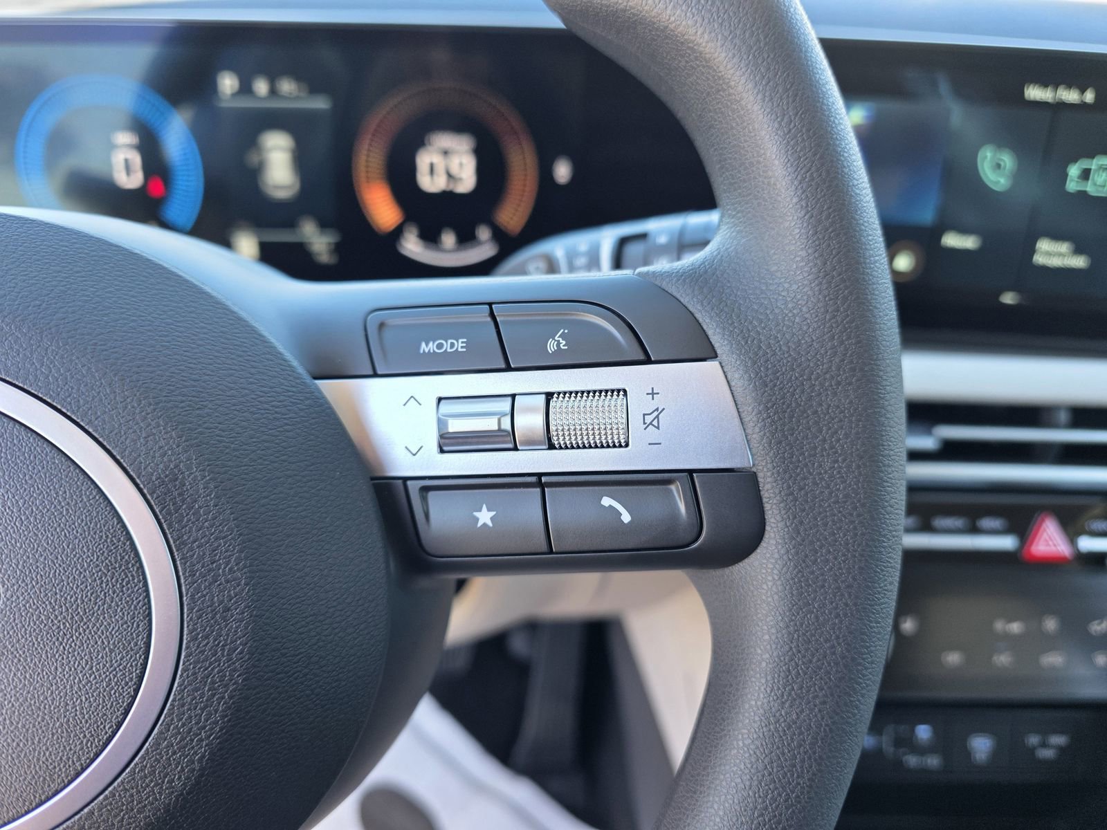 New 2026 Hyundai Tucson SEL image 26