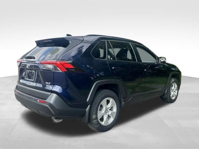 Used 2020 Toyota RAV4 XLE w/ All Weather Liner Package AWD/4WD image 9