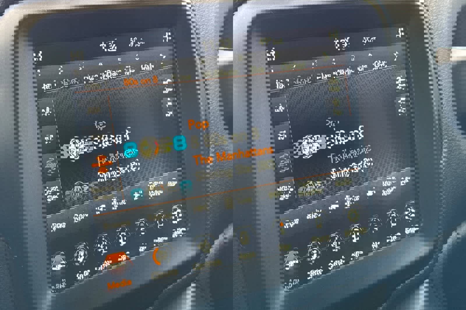 Used 2023 Jeep Renegade Limited image 19