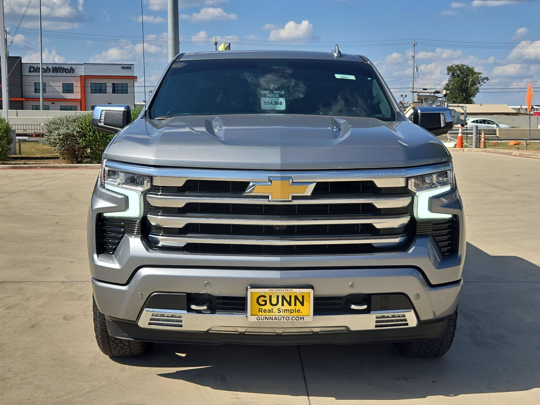 Certified 2024 Chevrolet Silverado 1500 High Country w/ Technology Package AWD/4WD image 8
