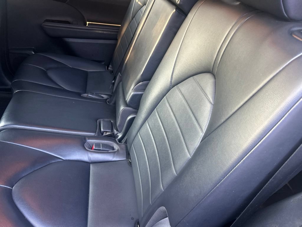 Used 2022 Toyota Highlander XLE AWD/4WD image 22