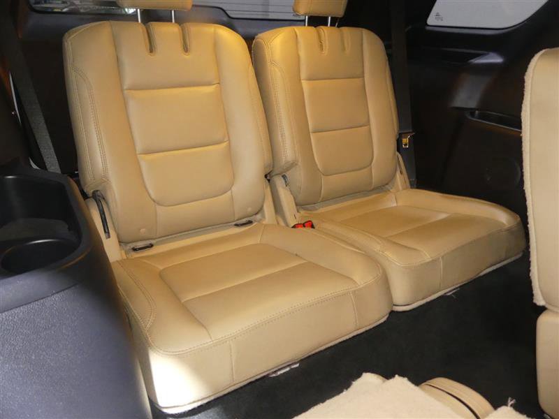 Used 2016 Ford Explorer XLT w/ Equipment Group 202A AWD/4WD image 29