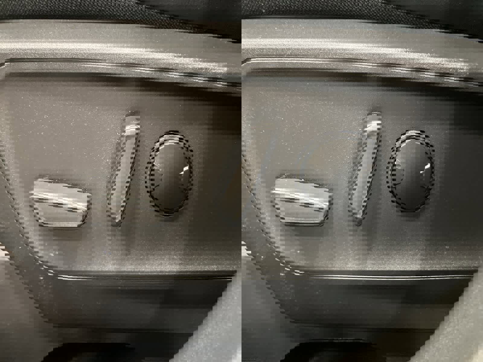 Used 2023 Ford Escape ST-Line w/ Cold Weather Package image 12