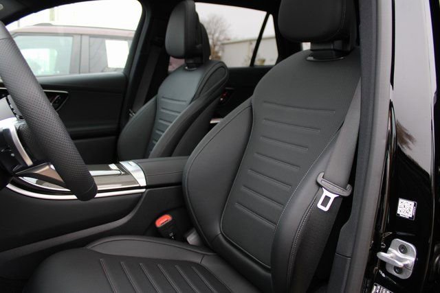 New 2026 Mercedes-Benz GLC 300 4MATIC image 27
