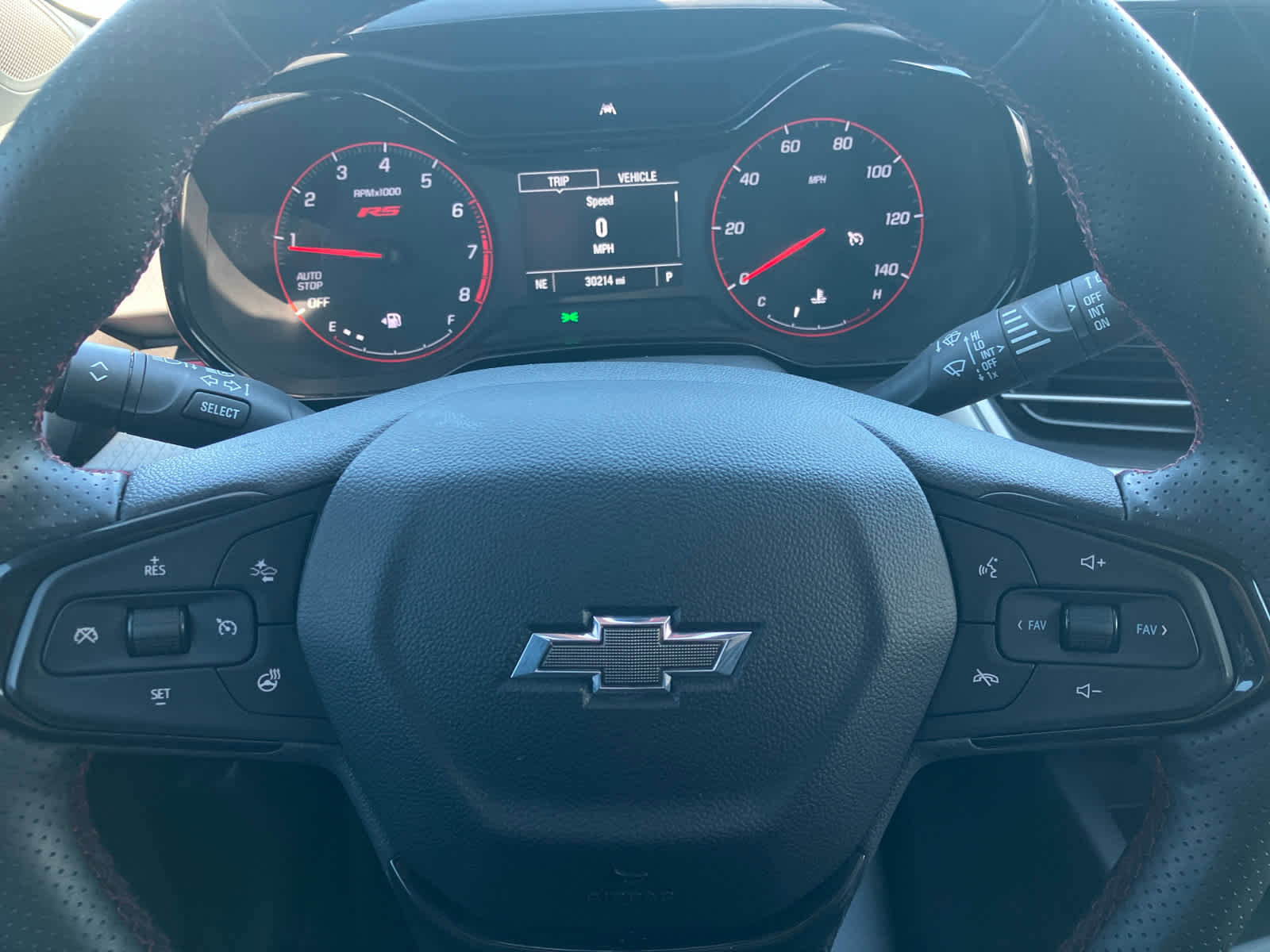 Used 2024 Chevrolet Trax RS w/ Sunroof Package image 15