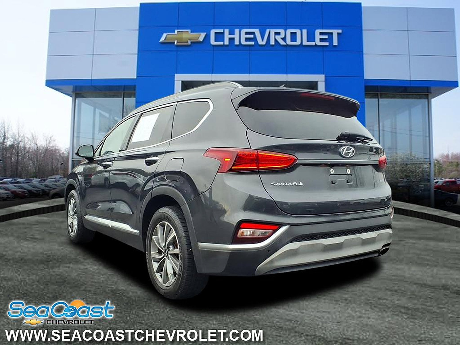 Used 2020 Hyundai Santa Fe SEL w/ Convenience + Premium Package image 4
