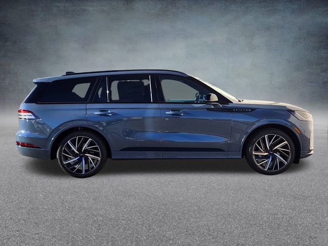New 2026 Lincoln Aviator Black Label w/ Jet Appearance Package image 8