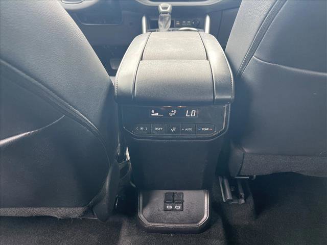 Certified 2025 Toyota Highlander XLE image 18