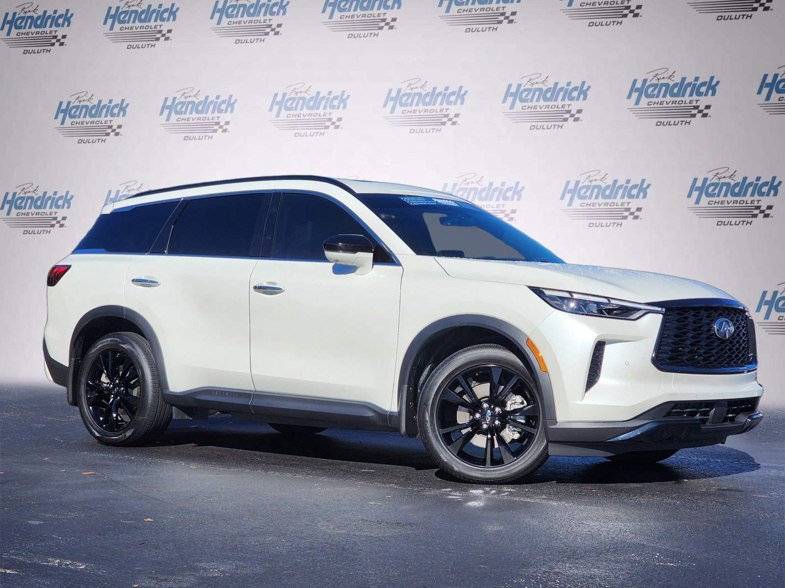 Used 2025 INFINITI QX60 Luxe w/ Black Edition video 2